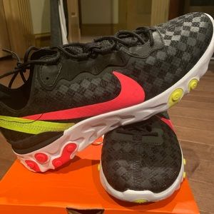 Nike men’s shoes. Nike React. Size 10. worn once. Very cool colors.